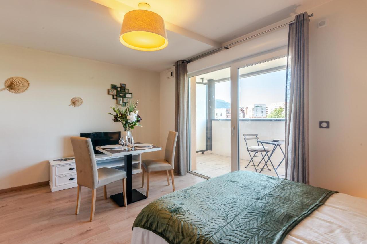 Апартаменты Ovelia Seynod - Les Balcons D'Анси Экстерьер фото